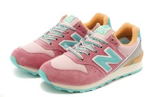Светло-розовые женские кроссовки New Balance 996 на каждый день
